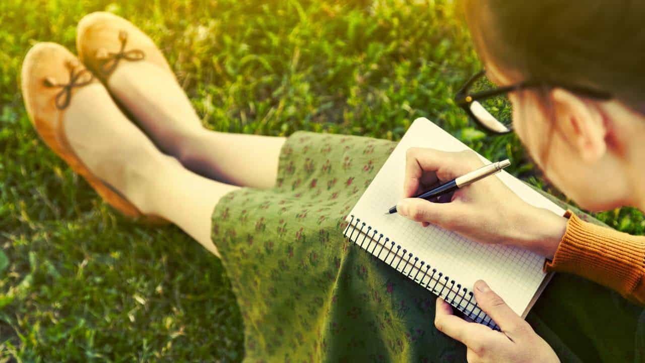 writing letter
