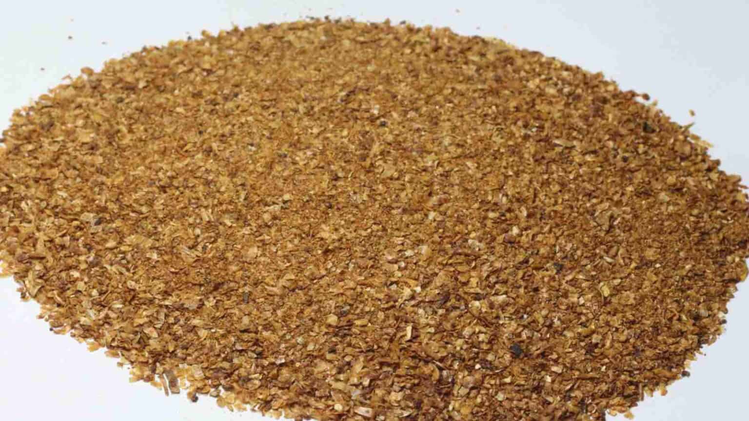 3 Best Homemade Weed Killer Recipes That Are Effective